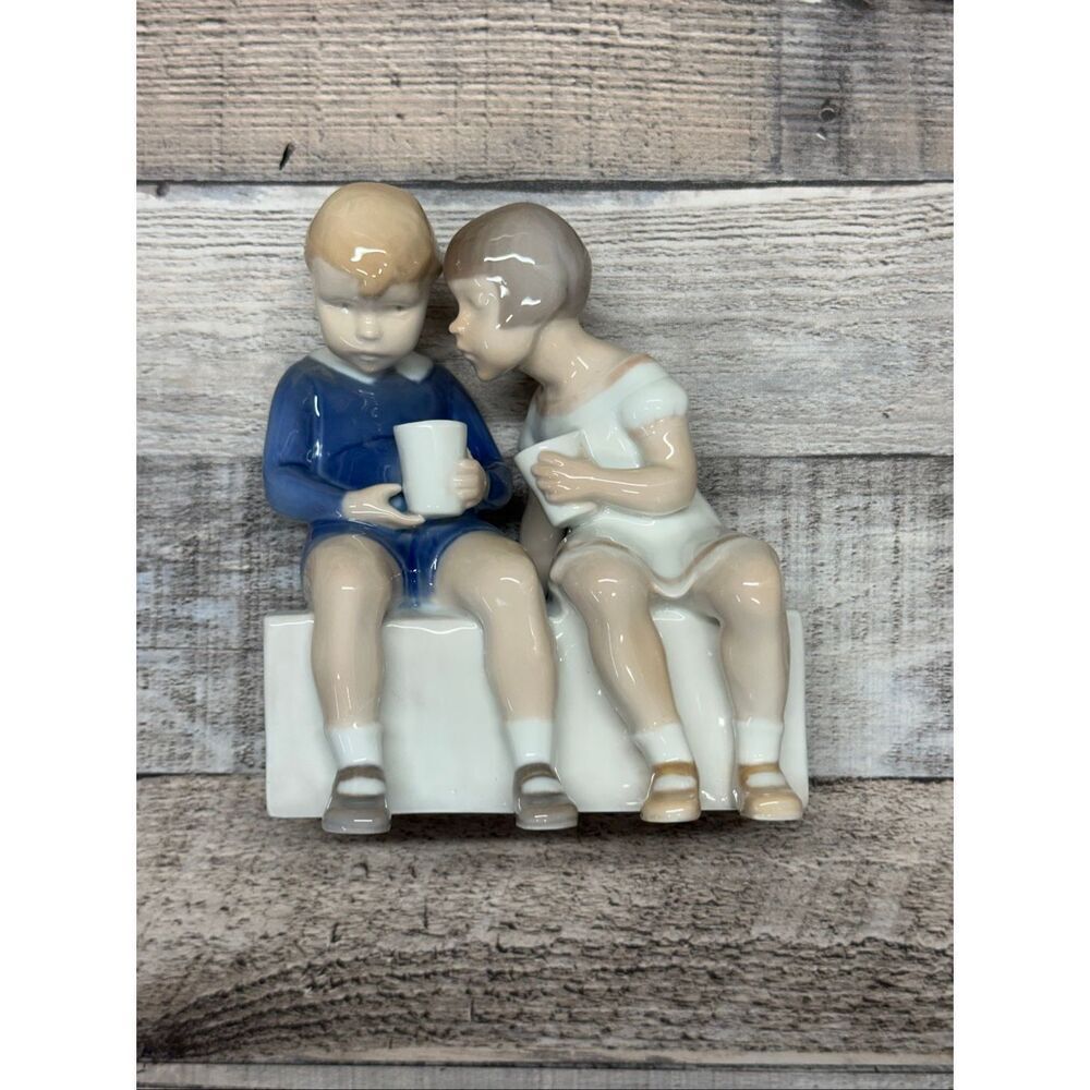 Bing & Grondahl Porcelain Figurine 2175 Unfair Treatment Children Bench Denmark